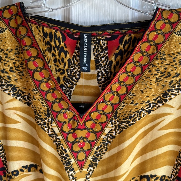 NWT AMERICAN LEISURE COLORFUL TRIBAL LOOK PRINT CAFTAN ONE SIZE - Picture 4 of 8